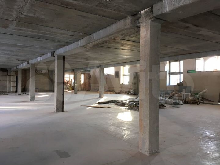 Свободного назначения, 3000 м²