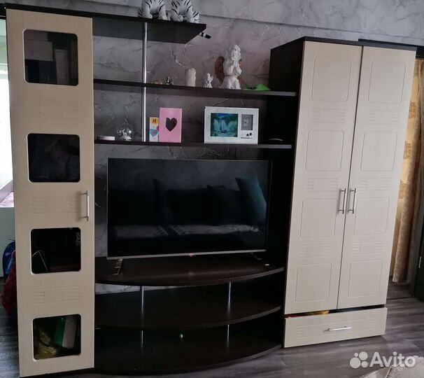 Стенка в гостиную бу