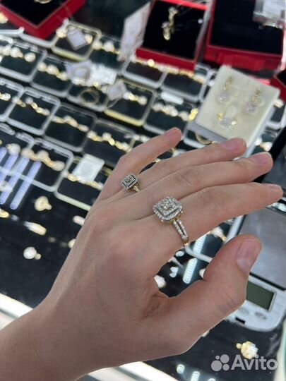 Бриллиантовое кольцо