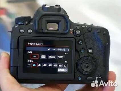 Canon EOS 6D Mark II