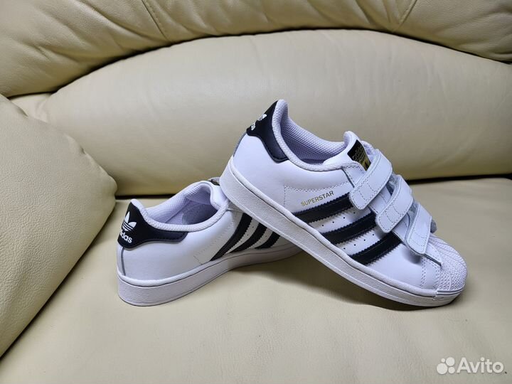 Кроссовки Adidas Superstar новые 33 1/2 и 34 р