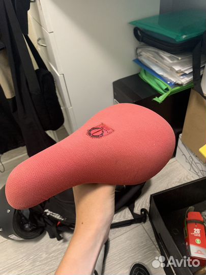 Седло на Bmx Macneil