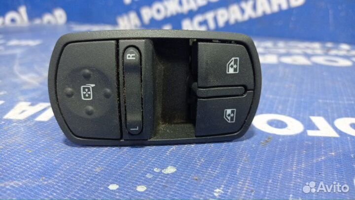 Блок управления стеклоподъемниками Opel Corsa D