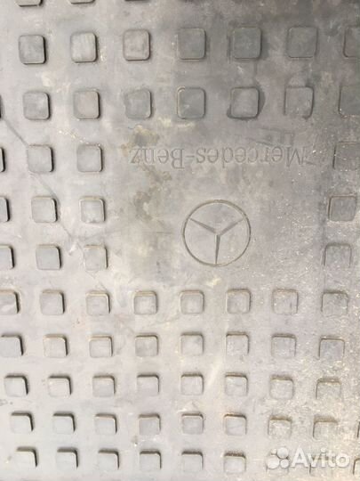 Коврик в багажник mersedes GL166