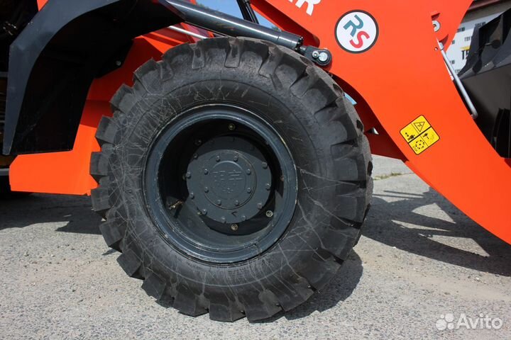 Фронтальный погрузчик Redstar 2500GTS, 2023