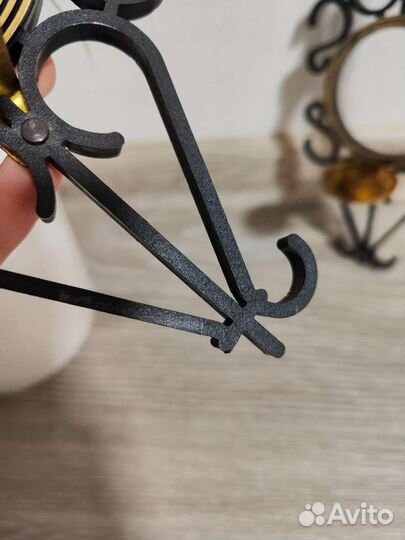 Подставка настенная для свечей