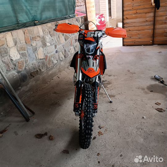 Хенджан ланза 2т