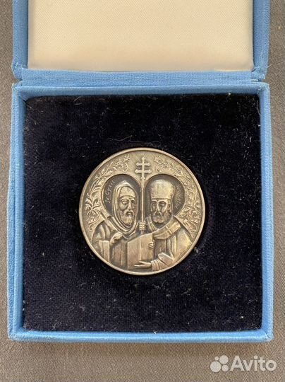 Медаль Иоан Павел II и Кардинал J. Tomko