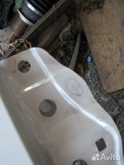 Toyota Camry V55 V50 крыло правое