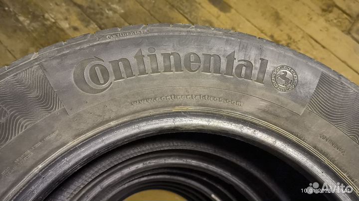 Continental ContiPremiumContact 5 SUV 235/65 R17 104V