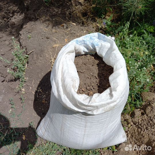 Чернозем жирный,перегной сыпец,доставлю,камаз 15т