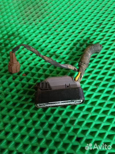 Разъем блока Abs Nissan Maxima A33