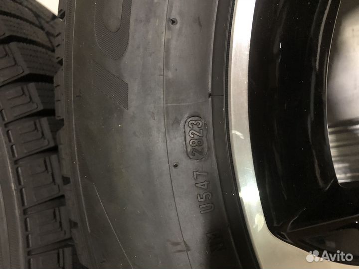 Pirelli Ice Zero FR 215/65 R16 102T