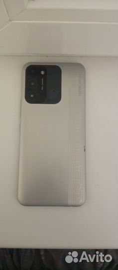 TECNO Spark 8C, 4/64 ГБ
