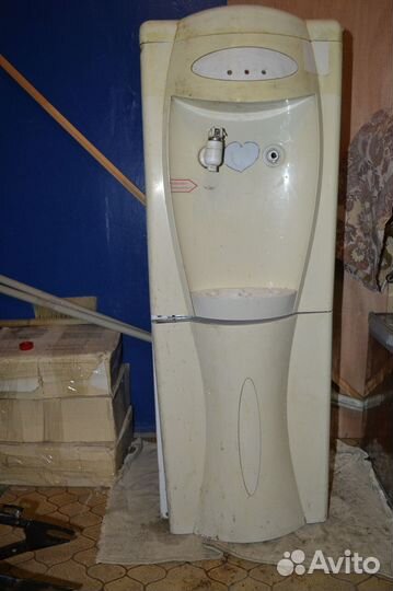 Кулер для воды HotFrost V208 (На запчасти)