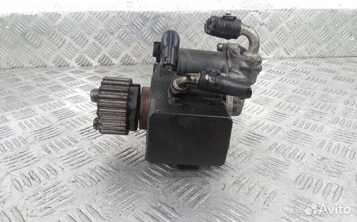 Насос топливный (тнвд) Volkswagen Passat