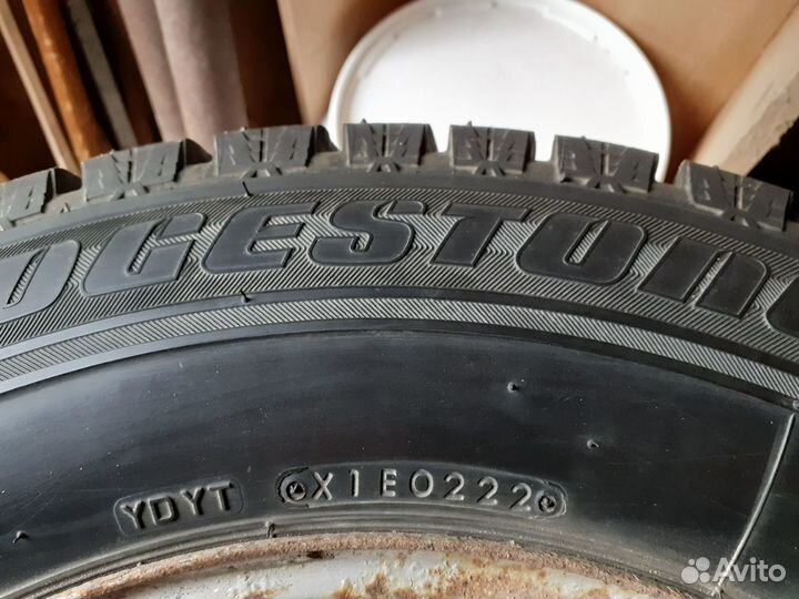 Bridgestone Blizzak Revo GZ 205/70 R15
