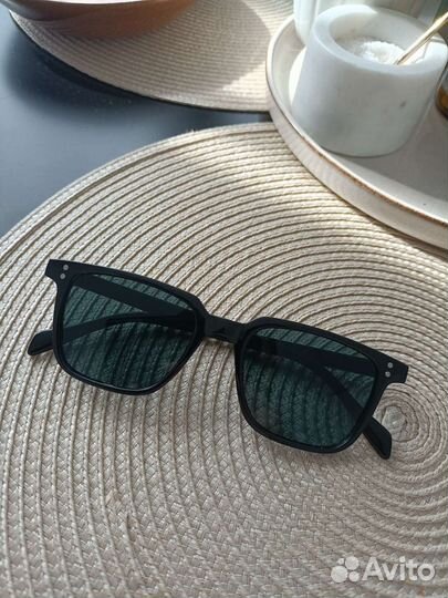 Солнечные очки мужские