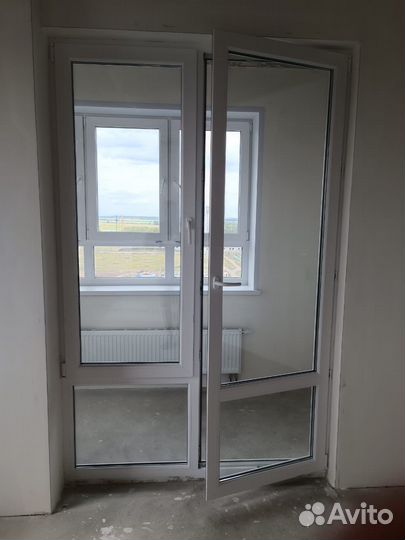 Дверь пластиковая