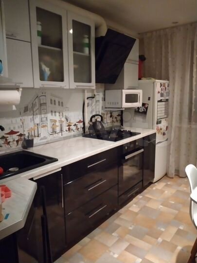 2-к. квартира, 50 м², 2/3 эт.