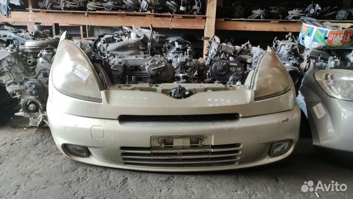 Фара передняя правая toyota yaris verso, funcargo