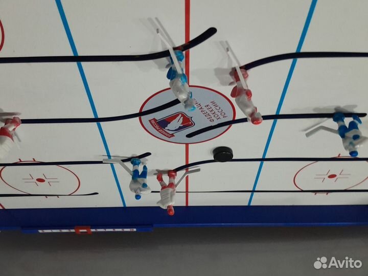 Натольный хоккей