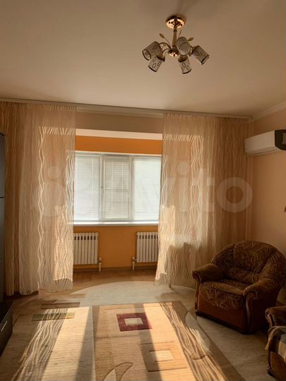2-к. квартира, 60 м², 10/12 эт.