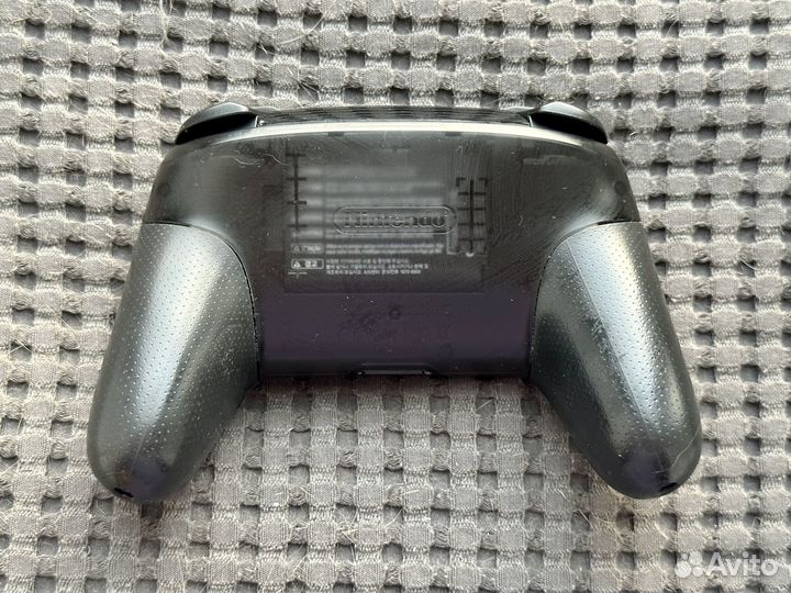 Nintendo Switch Pro Controller