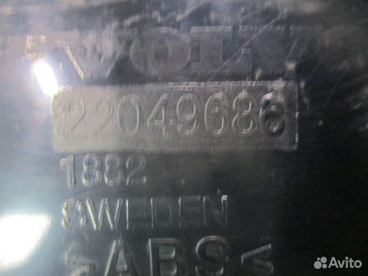 Рамка вещевого отсека Volvo 22049688