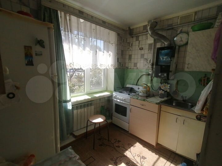 2-к. квартира, 42 м², 1/2 эт.