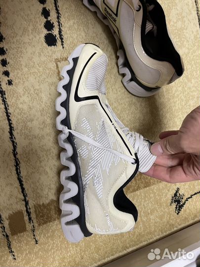 Мужские кроссовки reebok zig lite