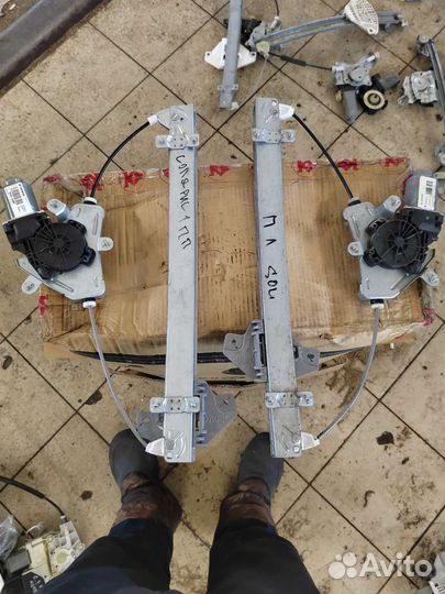 Стеклоподъёмник передний Solaris 1