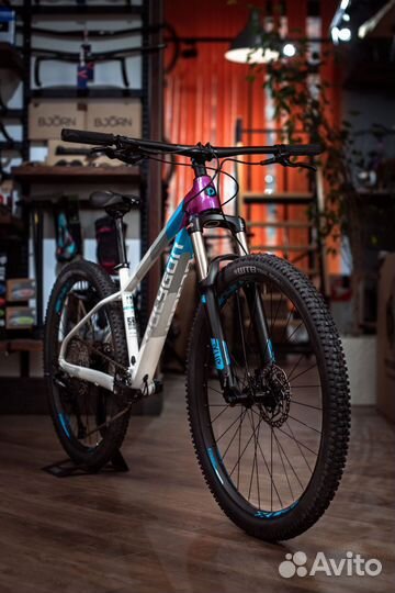 Велосипед Polygon XTrada 7 Purple White