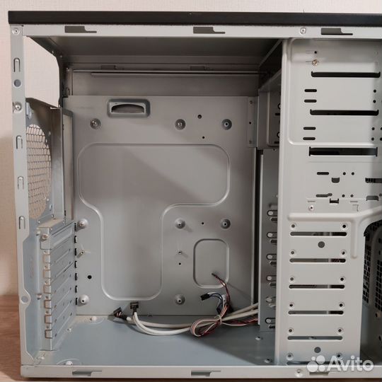 Корпус inwin EAR023 Black Miditower