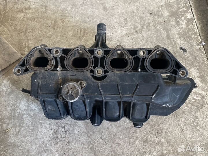 Коллектор впускной 036129711BR Polo Seat Golf