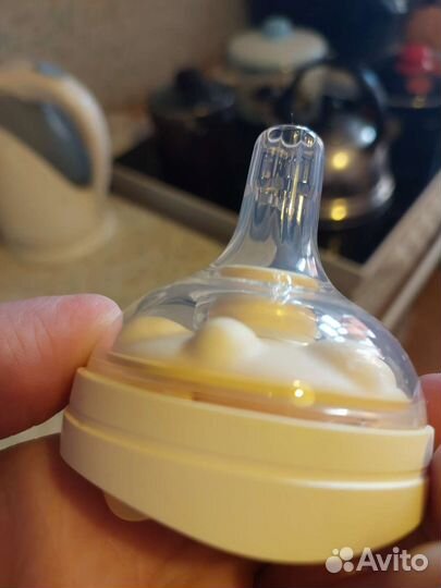 Бутылочка medela calma со смарт соской