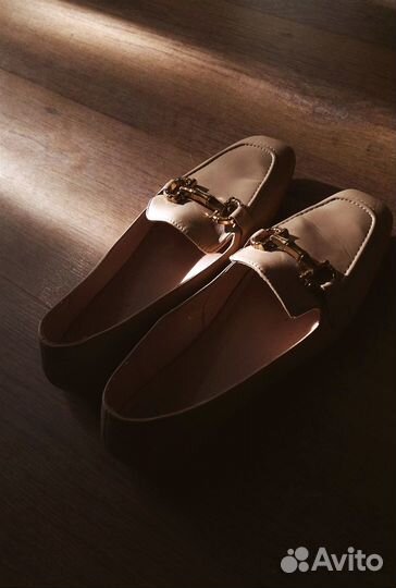 Лоферы с квадратным носом