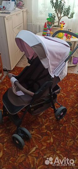 Прогулочная коляска