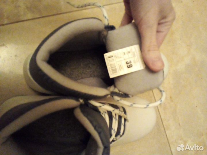 Ботинки лыжные, утеплённые, лыжи, палки