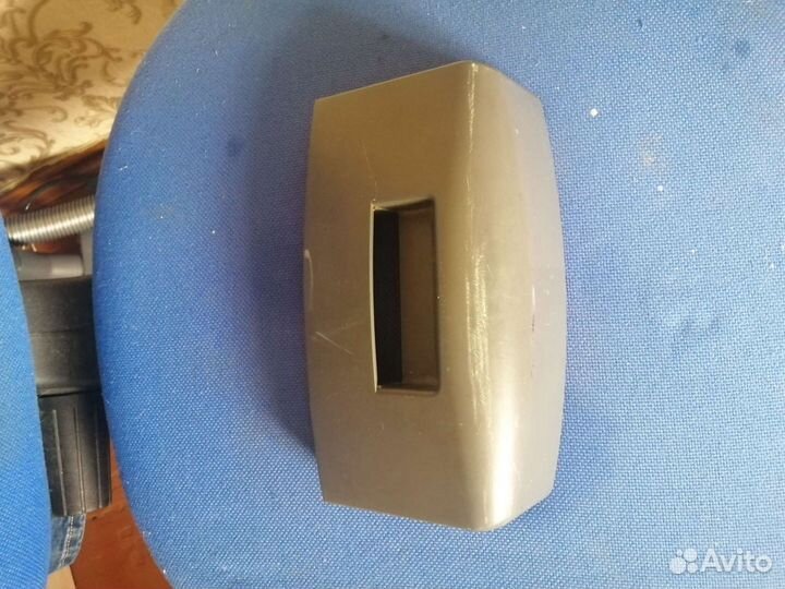 Крышка от бочка для воды пылесоса Thomas