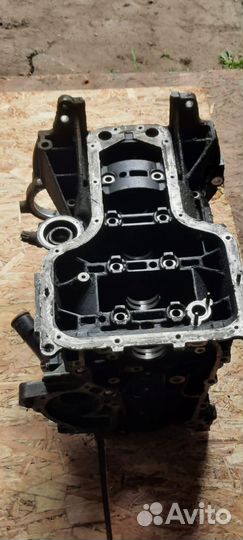 Блок двигатель 1zz