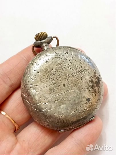 Часы карманные старинные серебряные велосипедисты