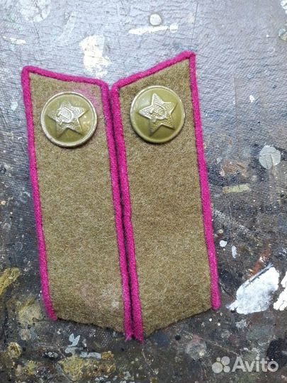 Погоны и петлицы