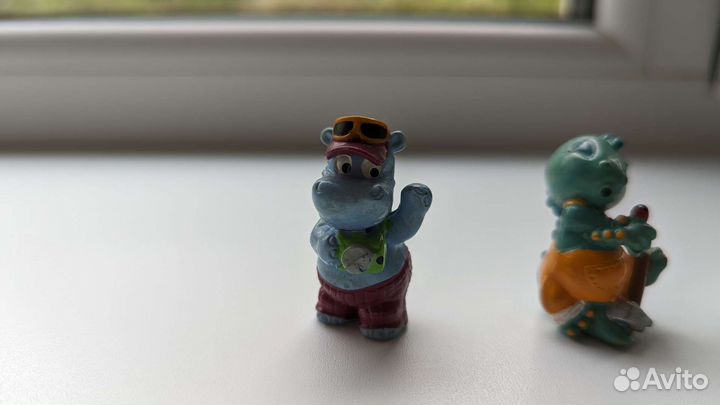 Фигурки Kinder Surprise Бегемоты и другие