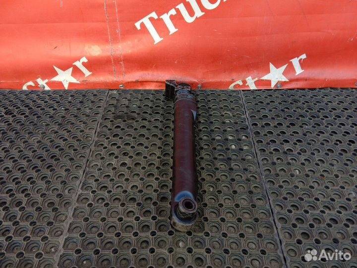 Цилиндр подъёма кабины Renault Premium