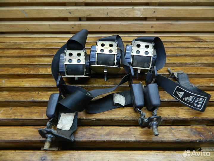 Ремень безопасности задний Ford Focus рест. 2002