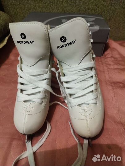 Nordway (Alice) Натуральная кожа, 32 р-р