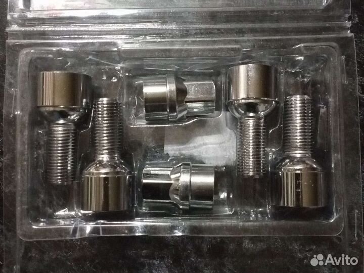 Колесные болты