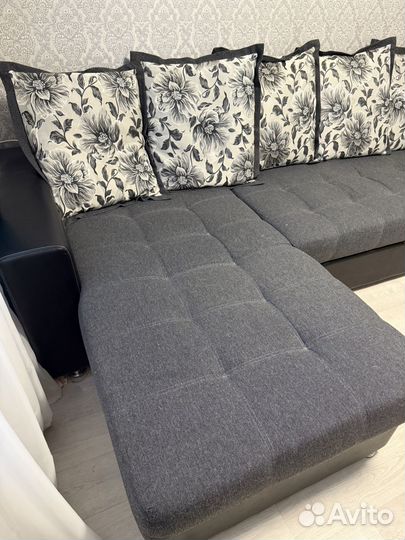 Диван угловой