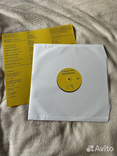 Виниловая пластинка vampire weekend